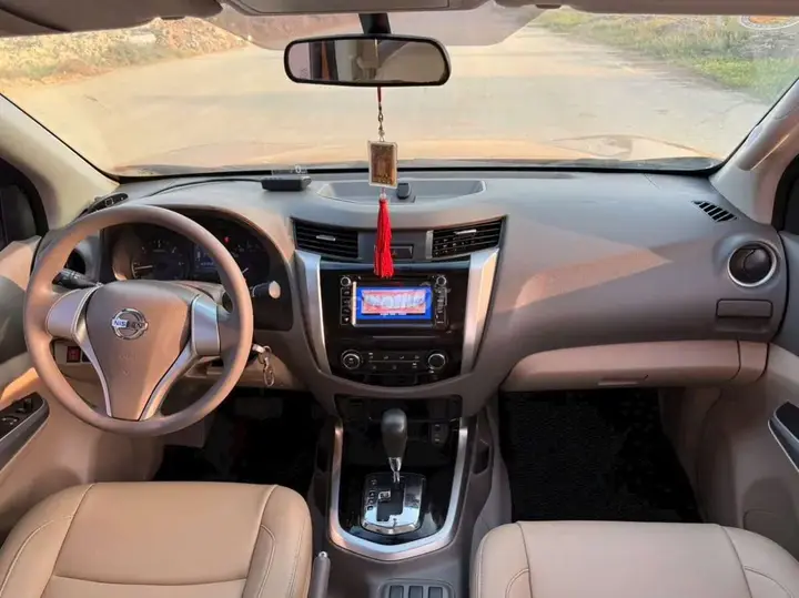Nissan Navara 2016 photo 3
