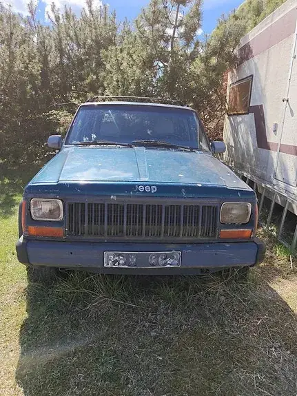 Jeep Cherokee 1995 photo 2