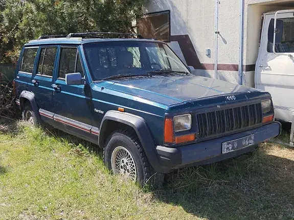 Jeep Cherokee