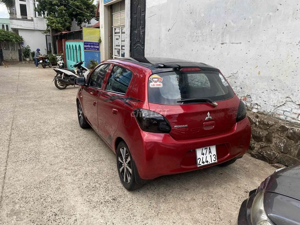 Mitsubishi Mirage 2014 photo 2
