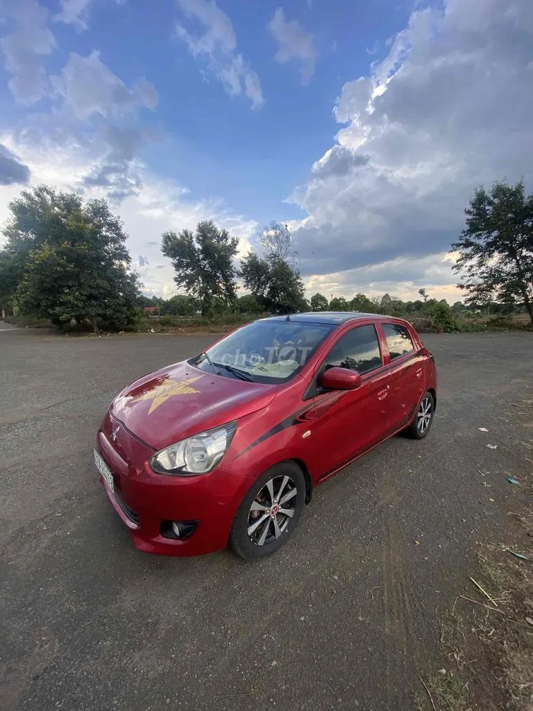 Mitsubishi Mirage 2014 photo 3