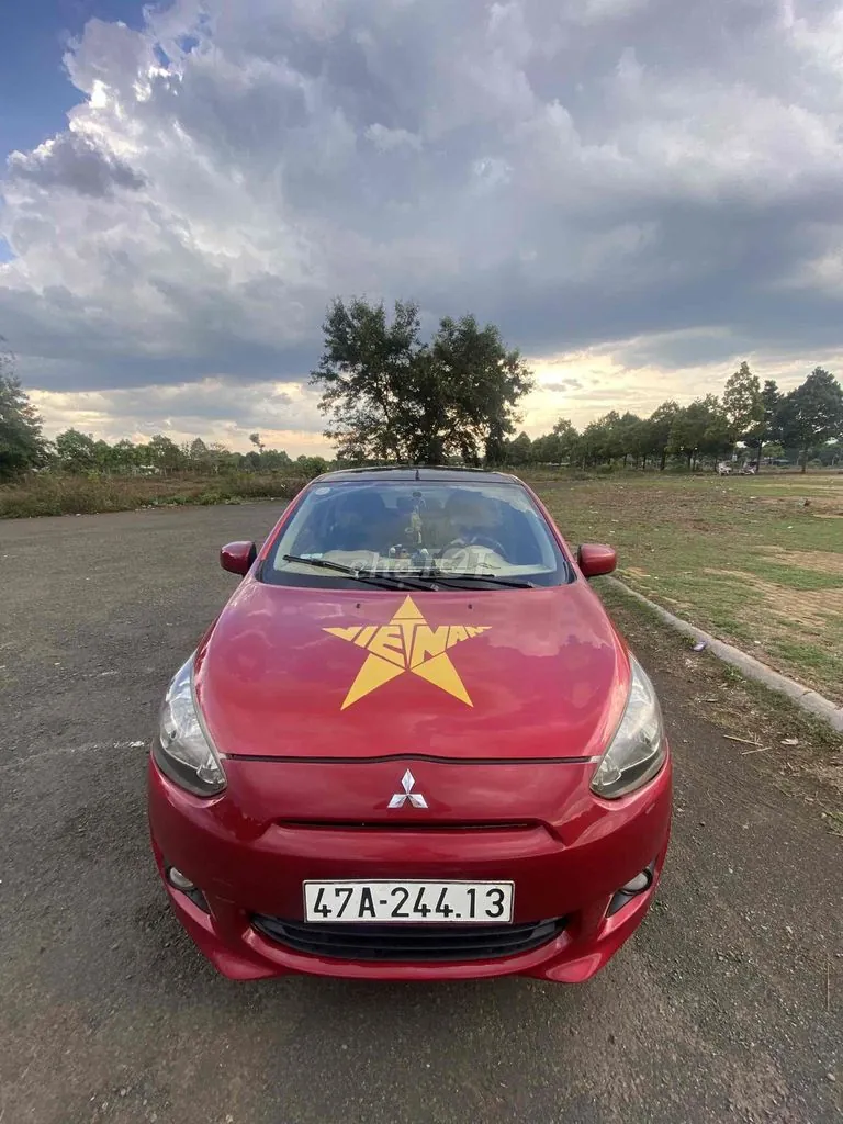 Mitsubishi Mirage 2014 photo 4