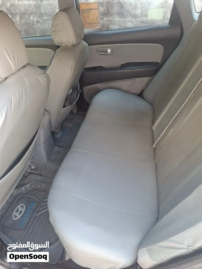 Hyundai Elantra 2010 photo 3