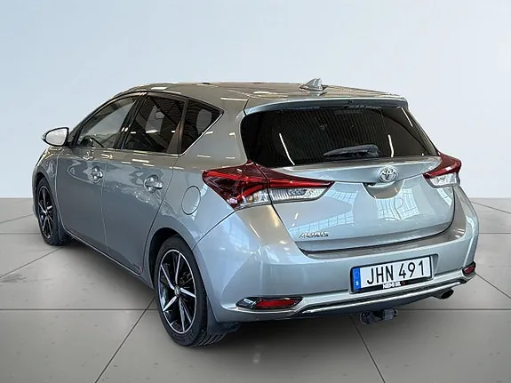 Toyota Auris 2017 photo 5