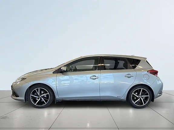 Toyota Auris 2017 photo 4