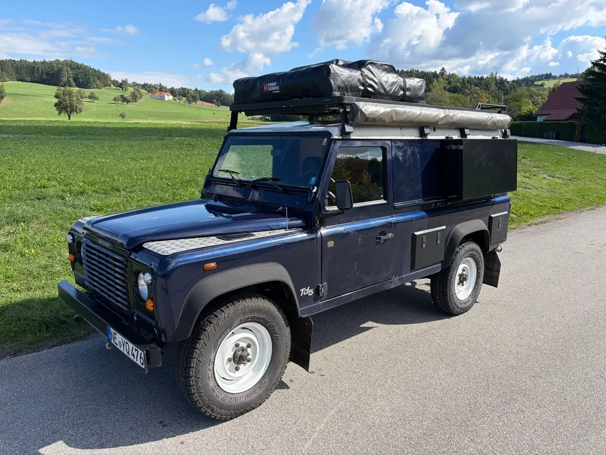 Land Rover Defender 2004 photo 3