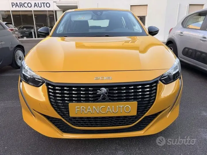 Peugeot 208 2023 photo 2