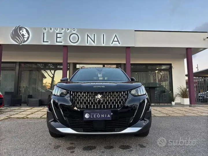 Peugeot 2008 2023 photo 2