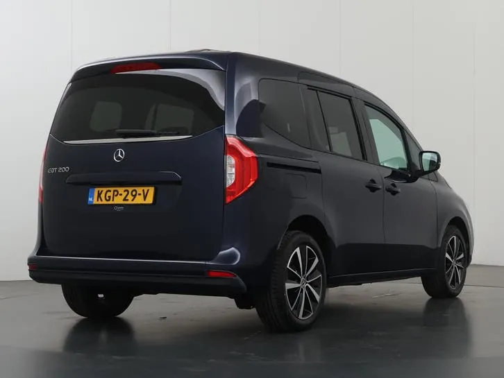 Mercedes-Benz Eqt 2024 photo 2