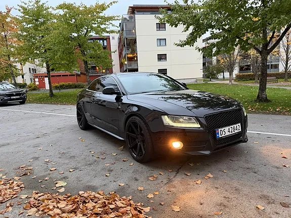 Audi A5 2010 photo 2