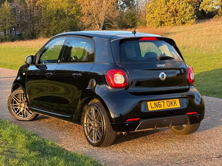 Smart Forfour 2017 photo 4