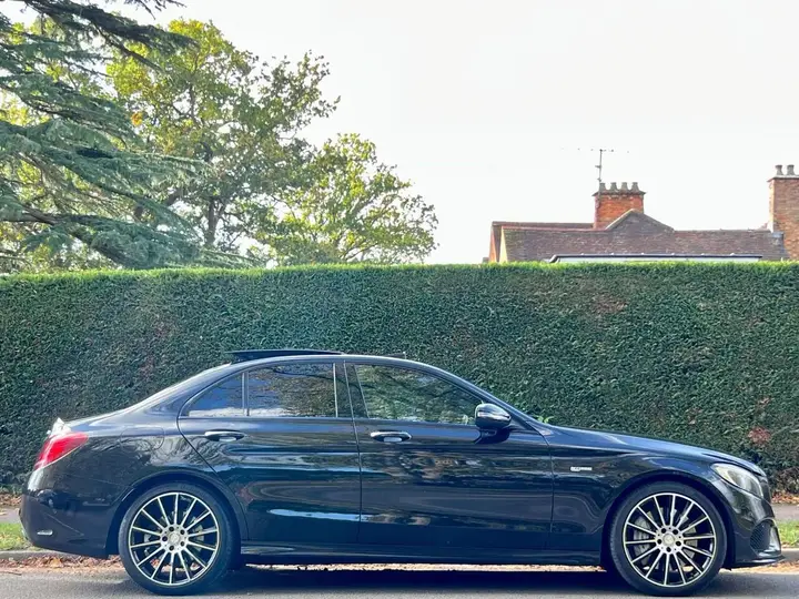 Mercedes-Benz C-Class 2017 photo 3