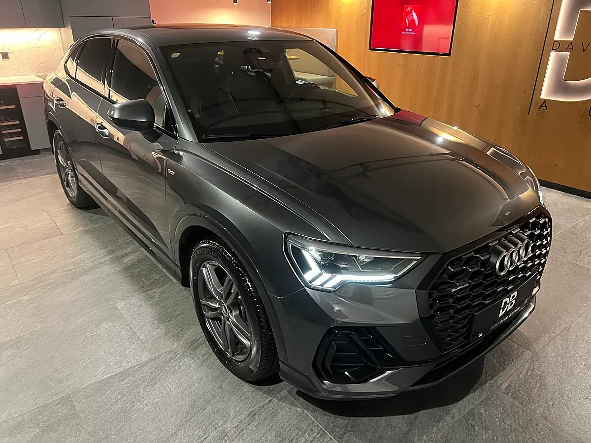 Audi Q3 2021 photo 3