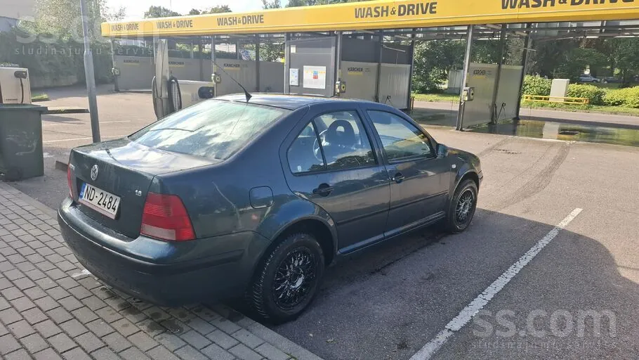 Volkswagen Bora 2001 photo 5