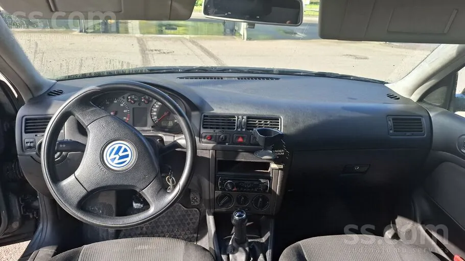 Volkswagen Bora 2001 photo 2