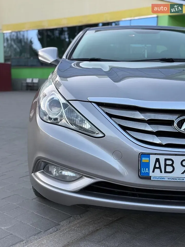 Hyundai Sonata 2012 photo 4