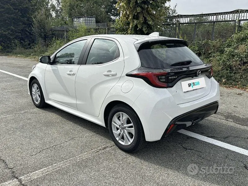 Mazda Mazda2 2023 photo 3