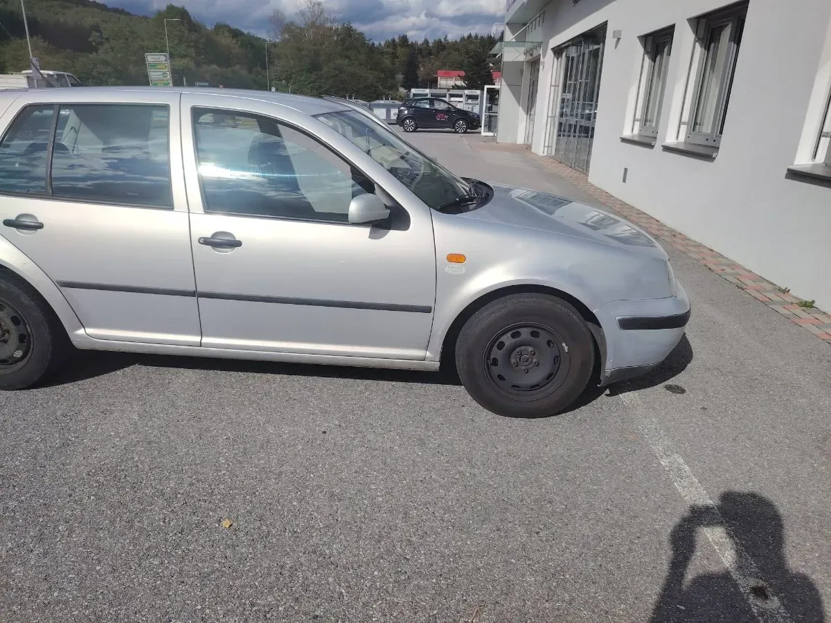 Volkswagen Golf 2019 photo 3