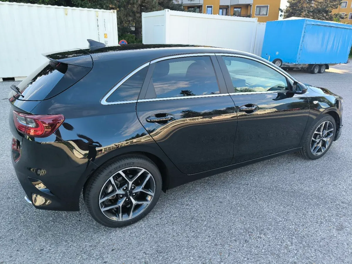 Kia Ceed 2025 photo 3