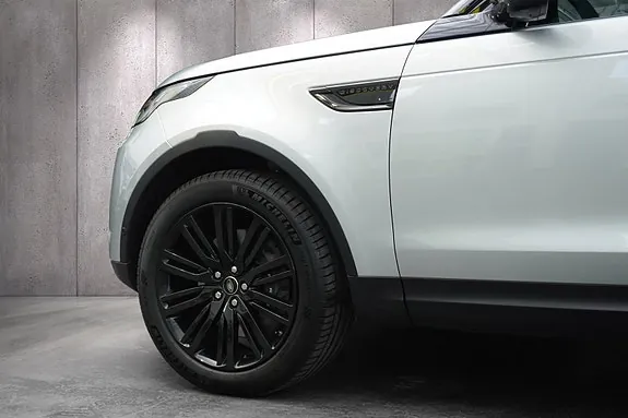 Land Rover Discovery 2019 photo 3