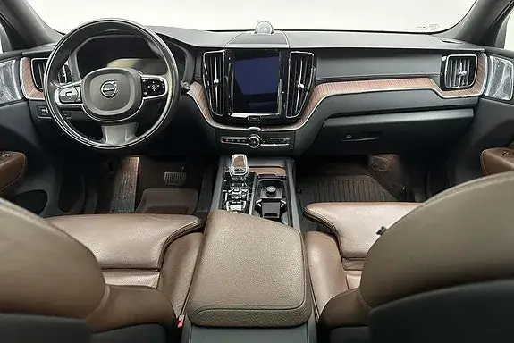Volvo Xc60 2021 photo 5
