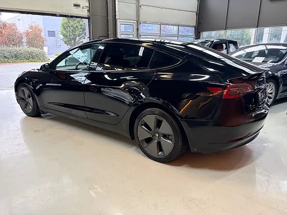 Tesla Model 3 2021 photo 4