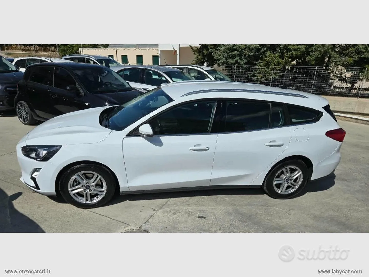 Ford Focus 2021 photo 2
