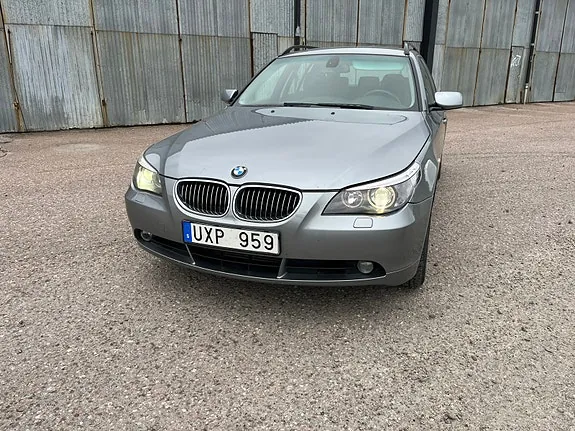 BMW 530Xd 2006 photo 2
