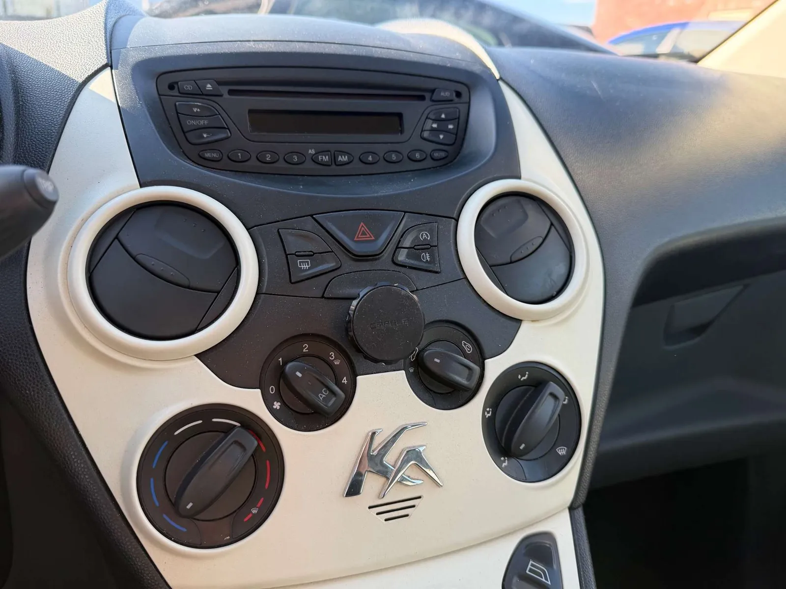 Ford Ka 2011 photo 5