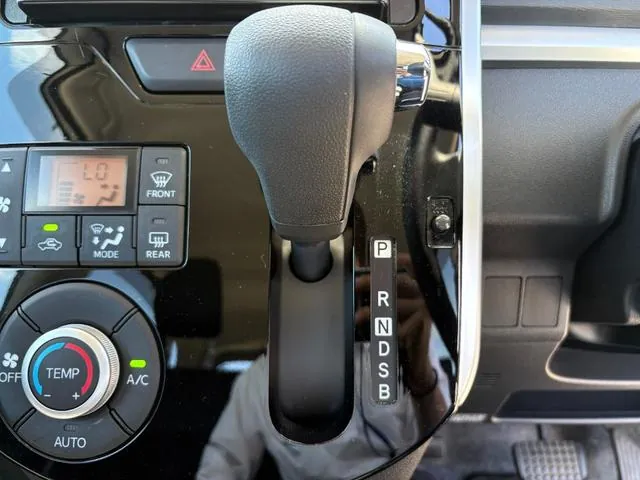 Daihatsu Tanto 2018 photo 5