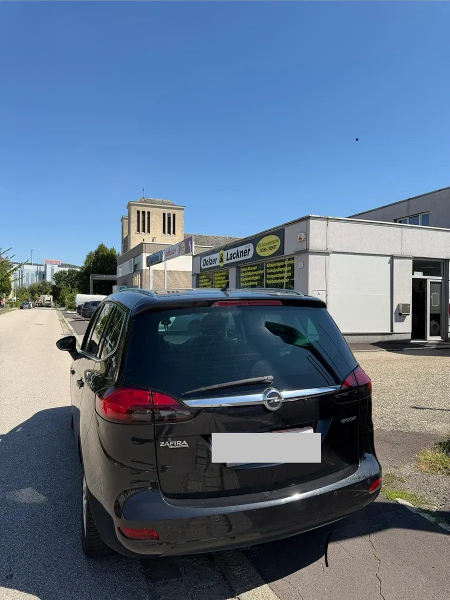 Opel Zafira 2015 photo 3