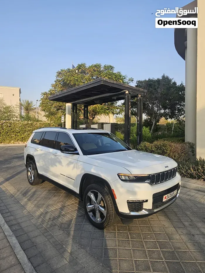 Jeep Cherokee 2022 photo 2