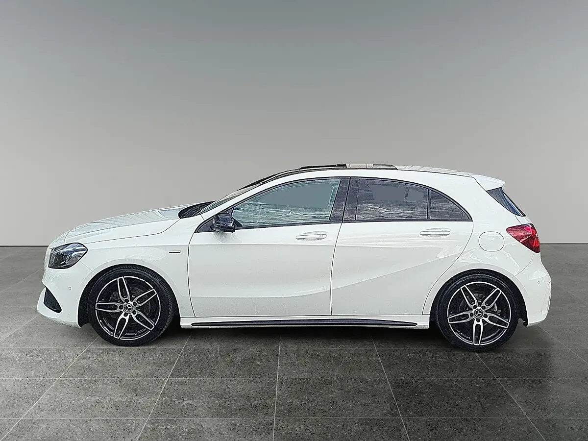Mercedes-Benz A-Class 2017 photo 2