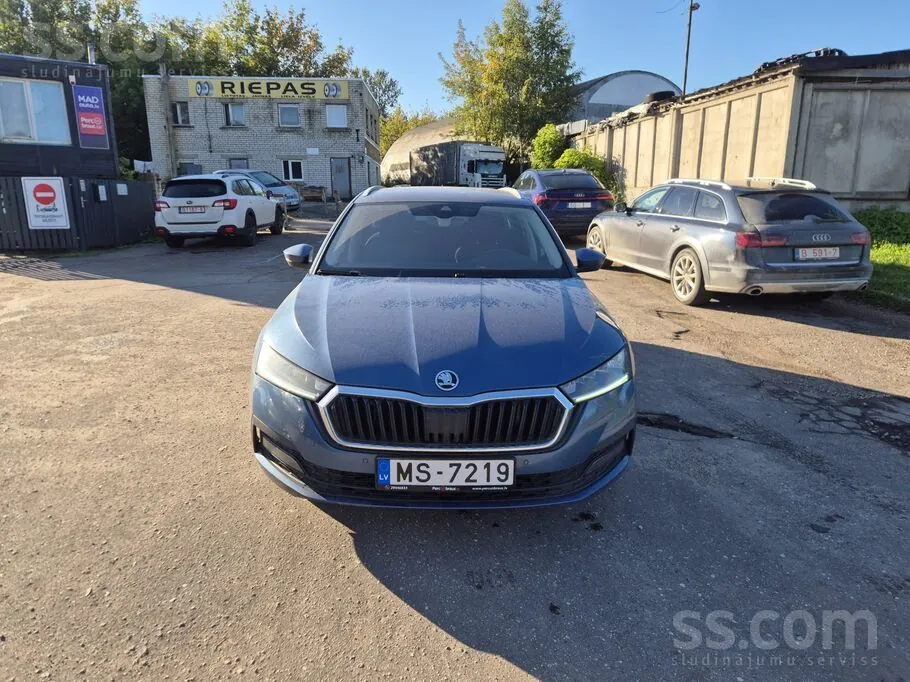 Skoda Octavia 2021 photo 3