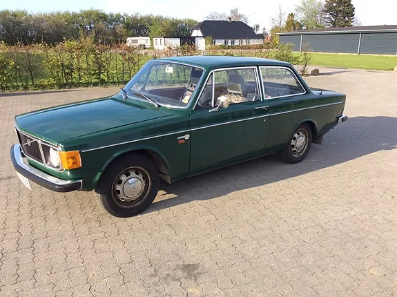 Volvo 142