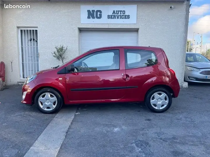 Renault Twingo 2010 photo 2