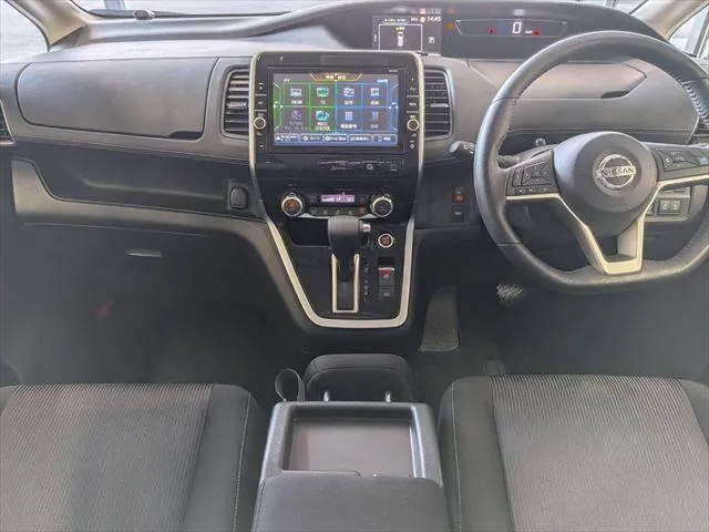 Nissan Serena 2019 photo 3