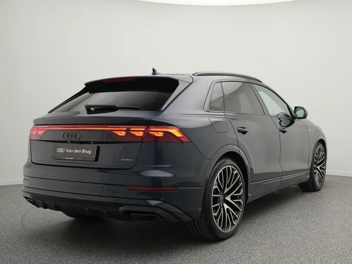 Audi Q8 2025 photo 2