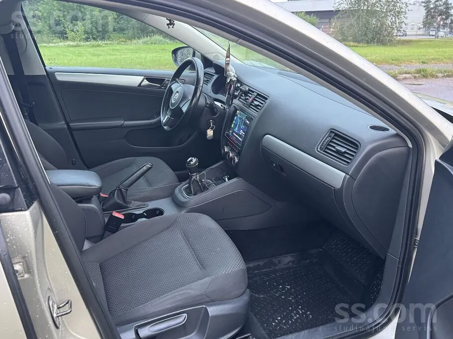 Volkswagen Jetta 2014 photo 5