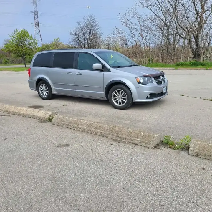 Dodge Grand Caravan 2014 photo 3