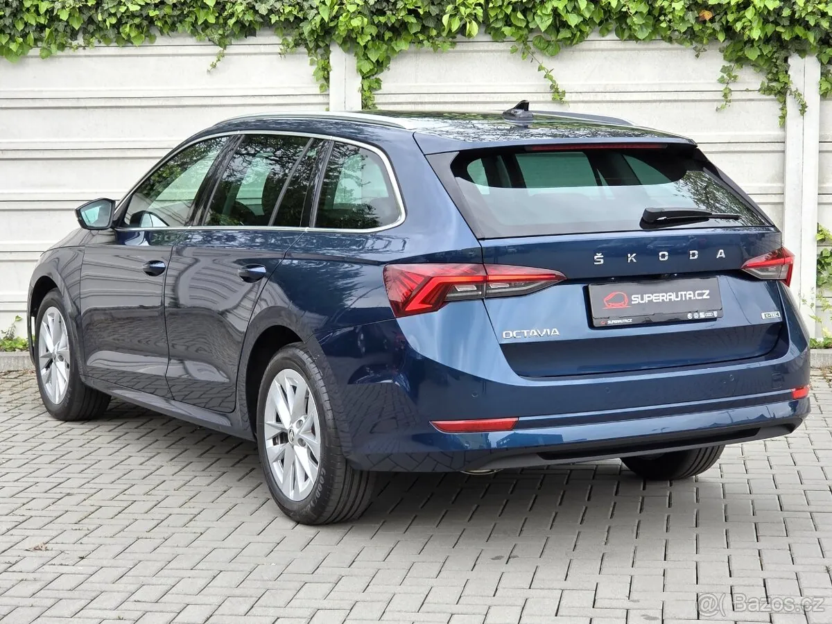 Skoda Octavia 2021 photo 4