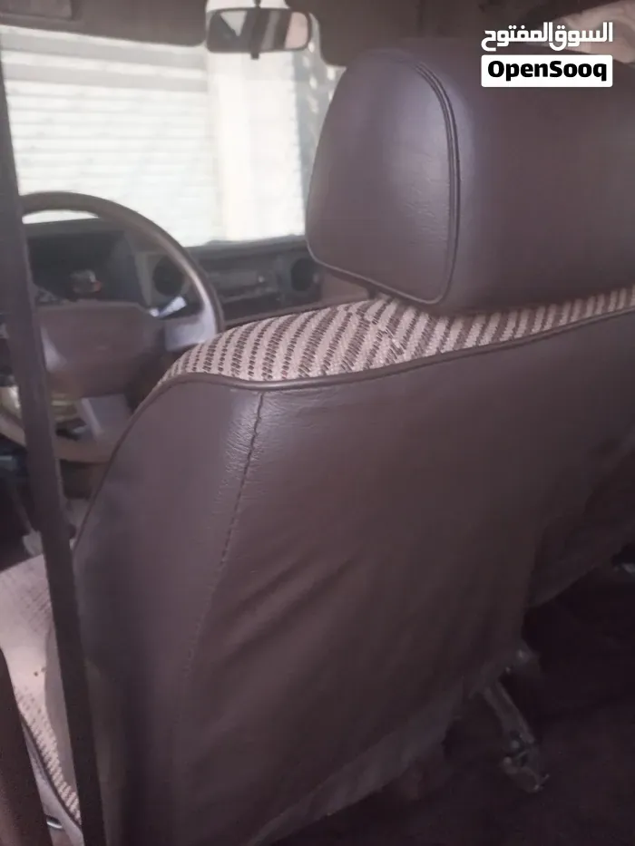 Toyota Prado 1993 photo 4