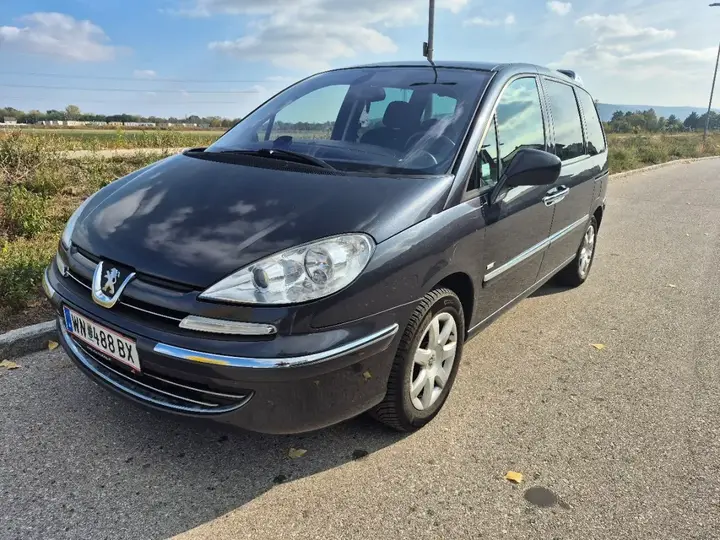 Peugeot 807
