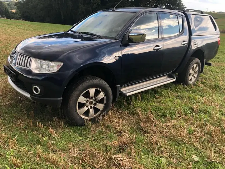 Mitsubishi L200