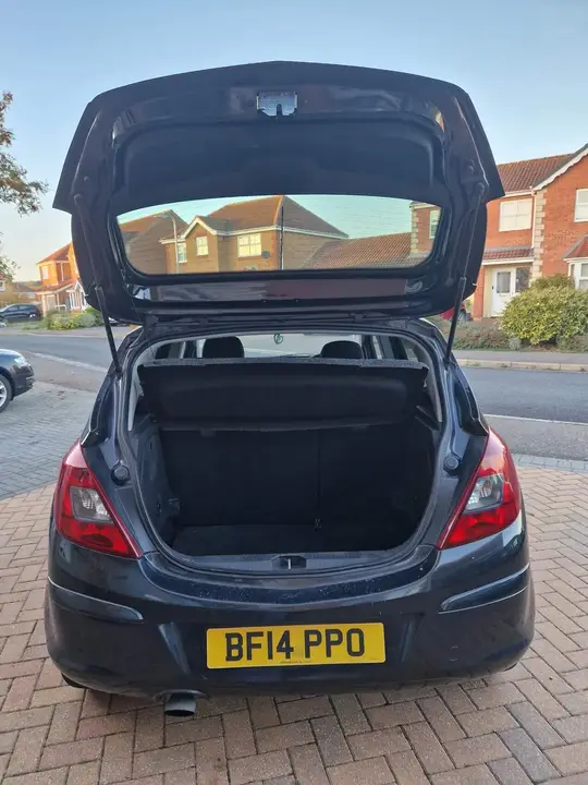 Vauxhall Corsa 2014 photo 3