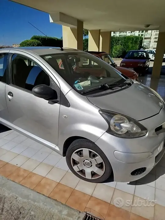 Toyota Aygo 2012 photo 3