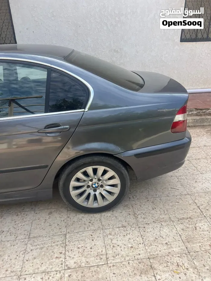 BMW 3 Series 2004 photo 4