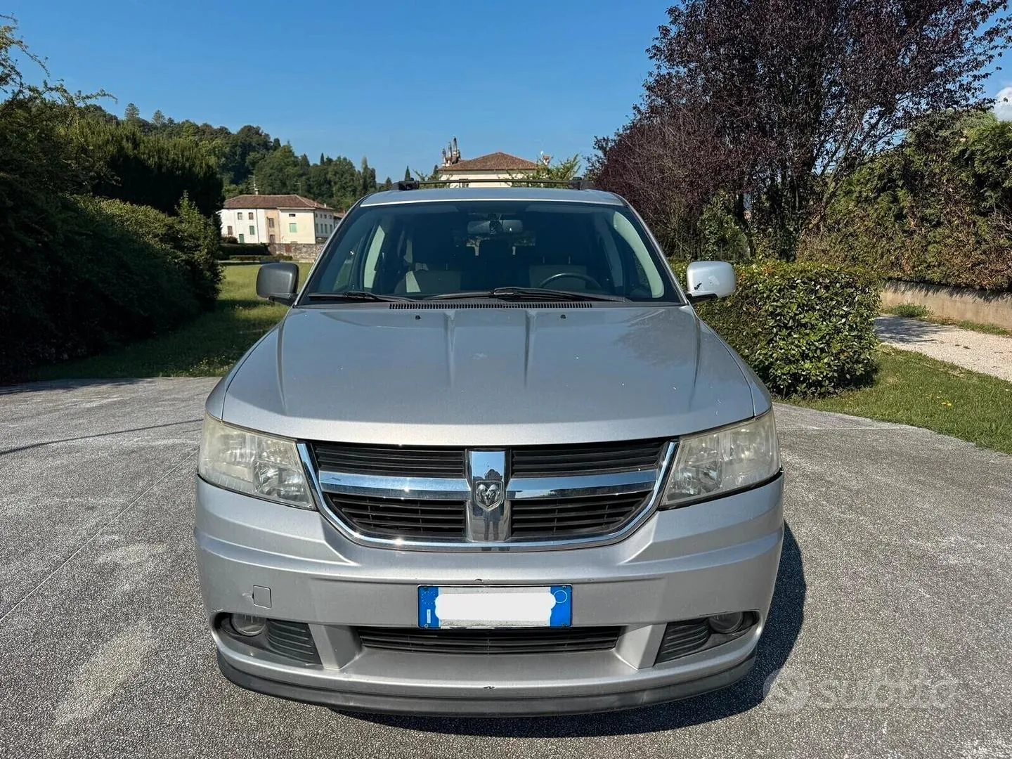 Dodge Journey 2010 photo 3