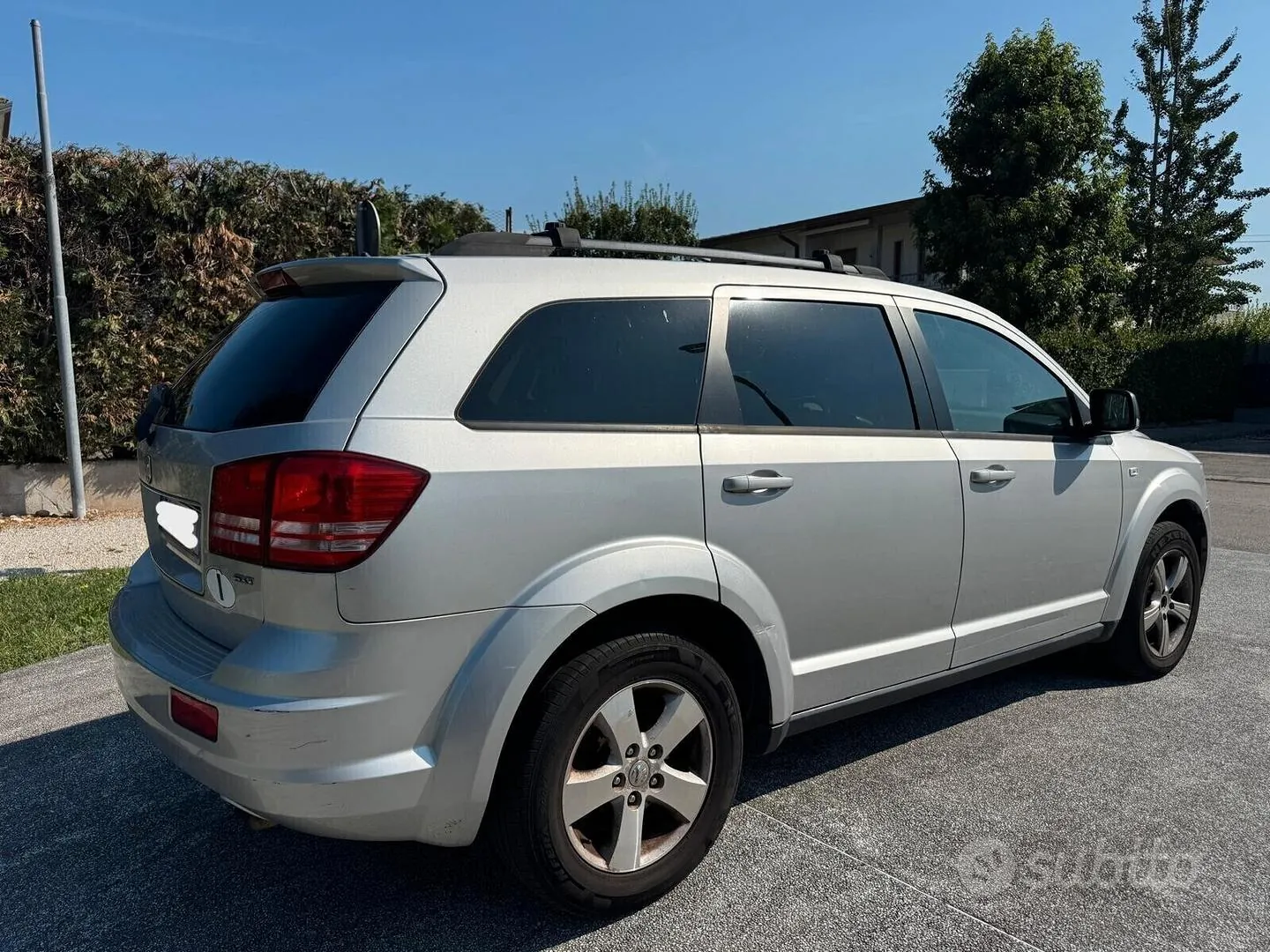 Dodge Journey 2010 photo 4