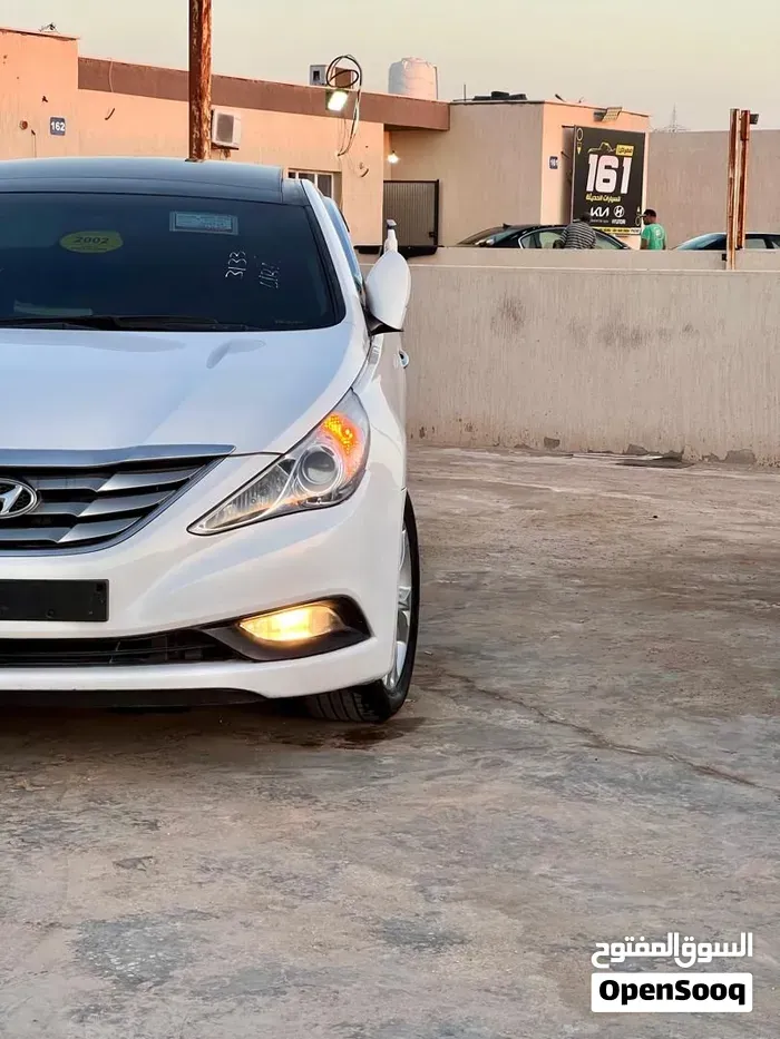 Hyundai Sonata 2012 photo 4
